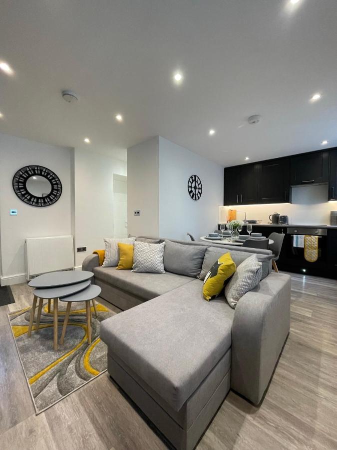 Clock Tower Retreat - Central - Seaside And Shops Hove Extérieur photo